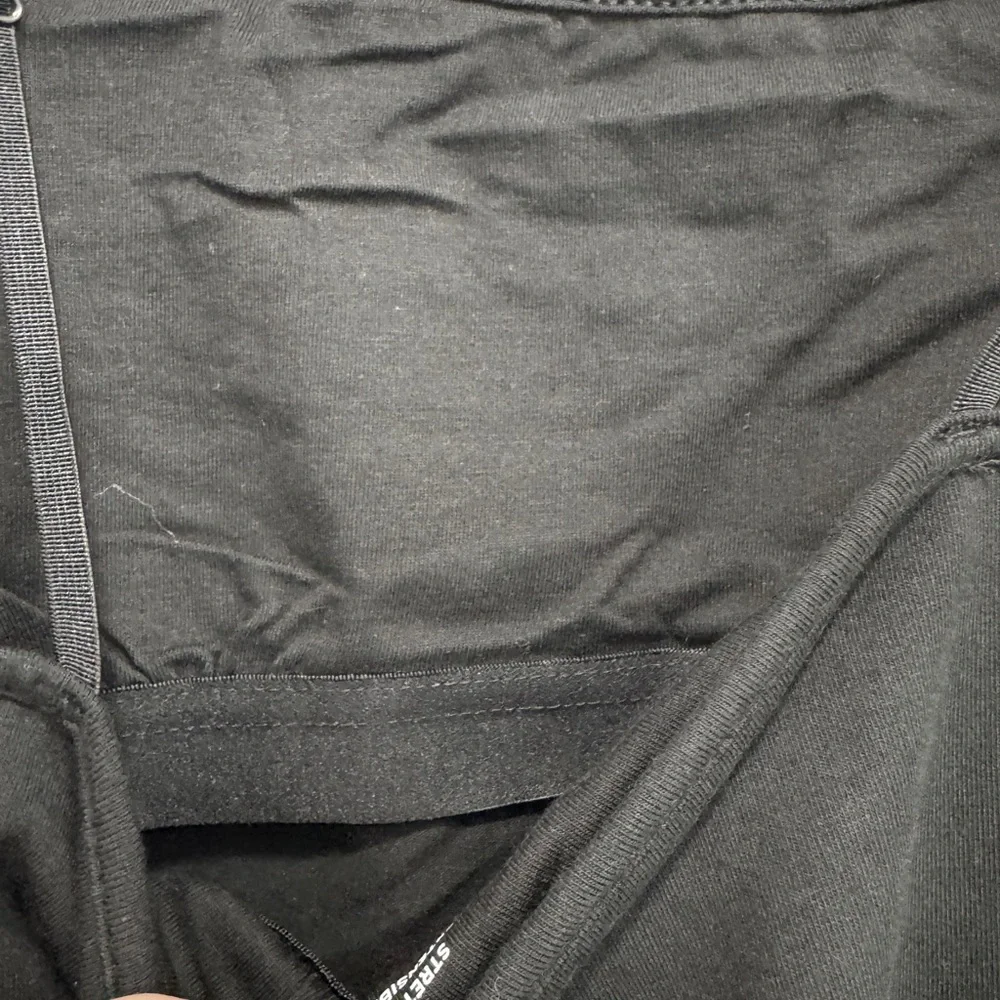 GAP Black Camisole Top - Picture 5 of 6